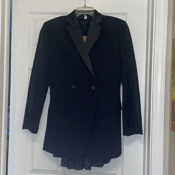 Burberry Black Wool And Taffeta Cut-out Back Tuxedo Jacket, NWT - Picture 1 of 11
